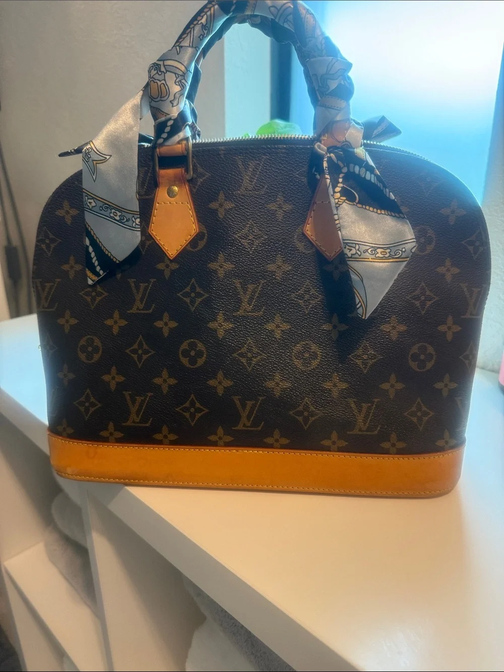 Louis Vuitton Monogram Alma Satchel in Brown and Tan - Picture 1 of 8